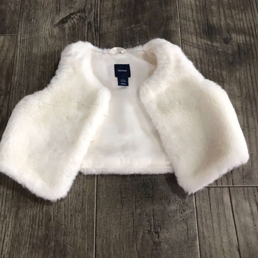 BabyGap faux fur vest